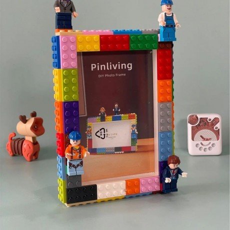 DIY LEGO PHOTO FRAME (4" BY 6")